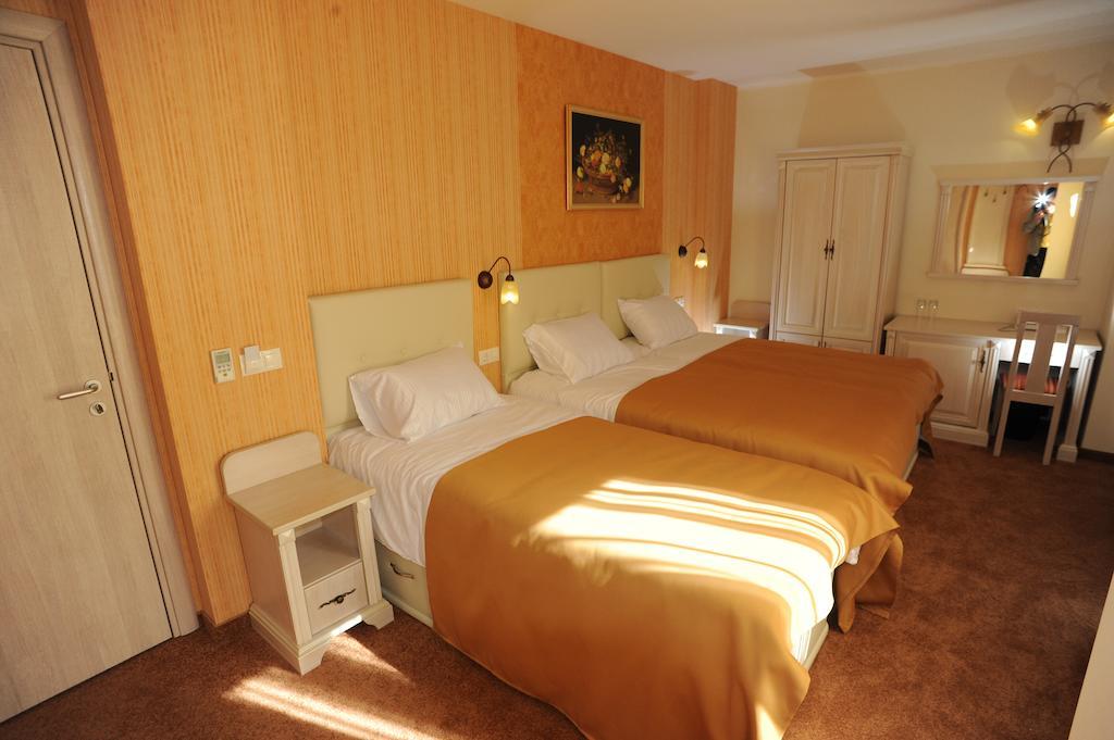 Hotel Adria 3*