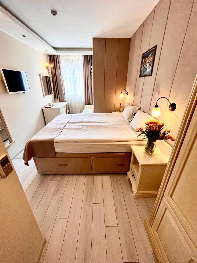 Adria Hotel Sofia